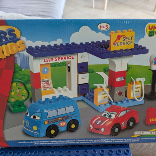 Unico Plus Large Building Blocks Gas Station like new