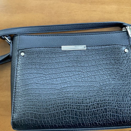 Jenny Fairy crossbody bag like new, black