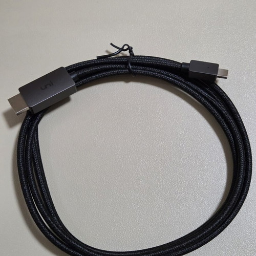 Uni USB-C to HDMI cable model UA40
