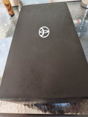 Toyota box used