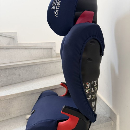 Pack of 2 child car seats Britax Römer & BeSafe iZi Up X3 FIX, ISOFIX, 15-36 kg