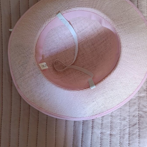 Women's summer hat medium pink with colorful flowers like new