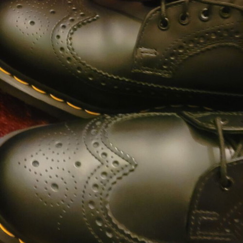 Dr. Martens black leather shoes size 44 new