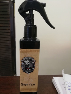 Spray Clay προϊόν για στυλιζάρισμα μαλλιών