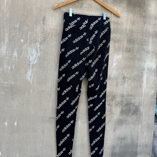 Adidas legging like new, size S-M, black and white