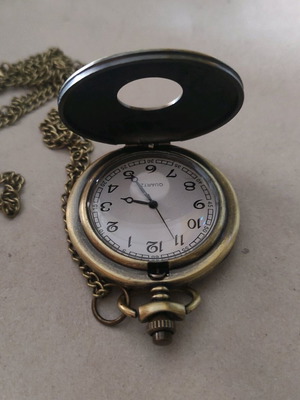 Vintage pocket watch new with brass finish and chain
