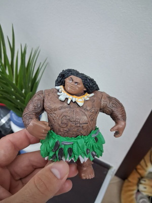 Maui Disney figure 12 cm like new