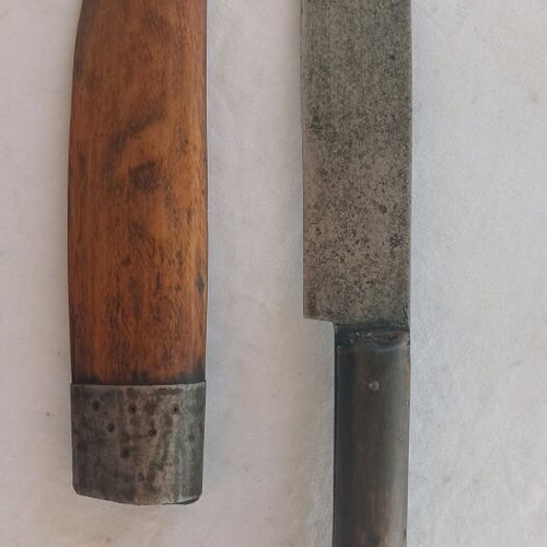 Συλλεκτικό μαχαίρι 19ου αιώνα μεταχειρισμένο, ξύλινη θήκη με μεταλλικό πλαίσιο