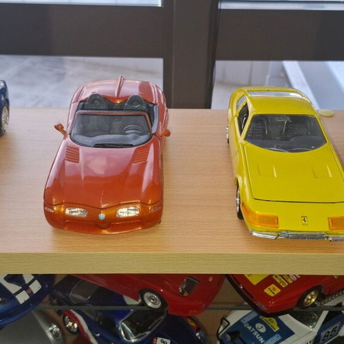 Car model collection 1:24 scale, 54 pieces, metal
