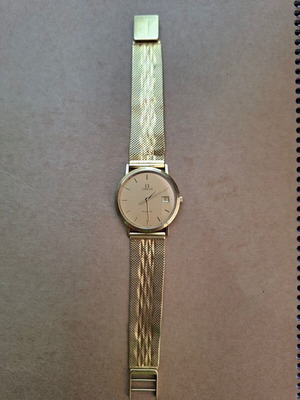 Omega 1980 Quartz Caliber 1430 Γυναικείο ρολόι σαν καινούργιο, μπρασελέ 18Κ χρυσό