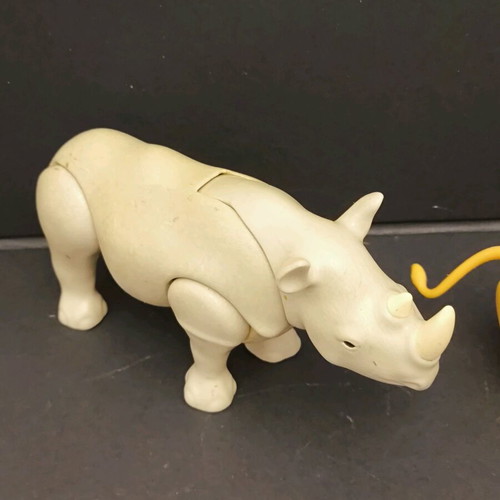 Playmobil animals used, broken rhino tail