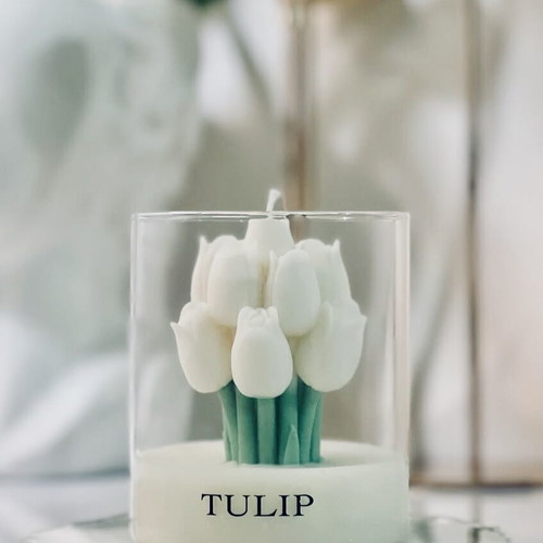 White tulip candle with customizable scent, new