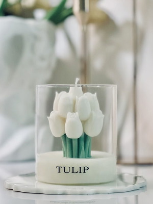 White tulip candle with customizable scent, new