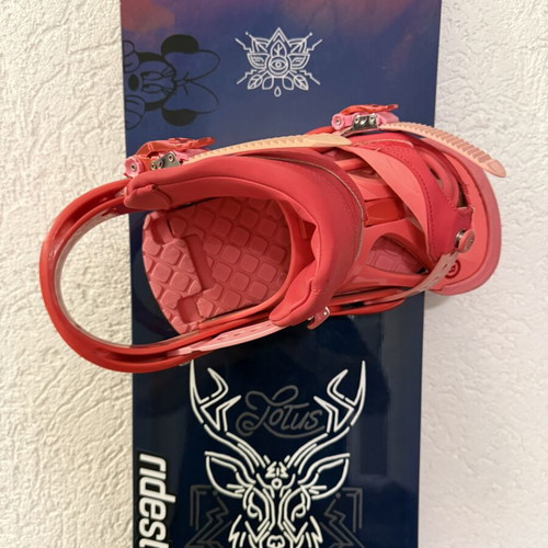 Salomon snowboard 146 cm with Burton Scribe bindings size L