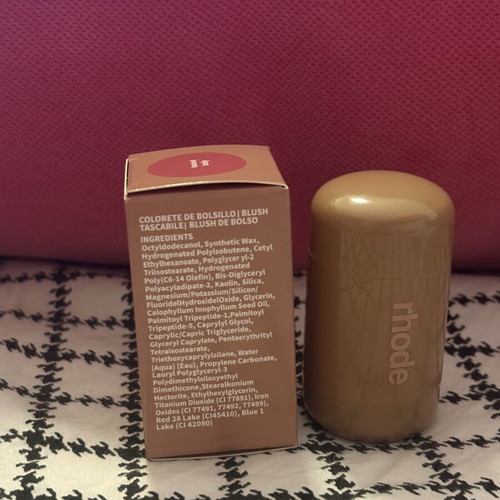 Rhode Pocket Blush Toasted Teddy new unused
