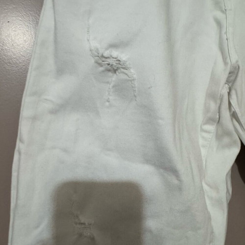 Jean mom fit white like new, size XS