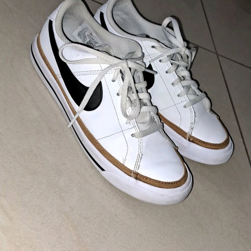 Nike Court Legacy (Gs) DA5380 102 athletic shoes used, white