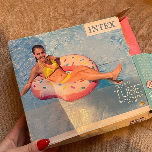 Inflatable donut used, once only