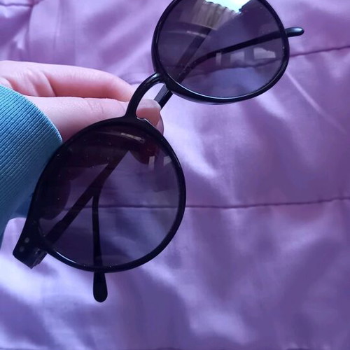 Gianni Venturi glasses like new with black frame and case