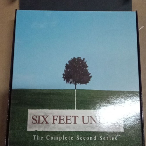 Six Feet Under The Complete Second Series DVD like new with subtitles