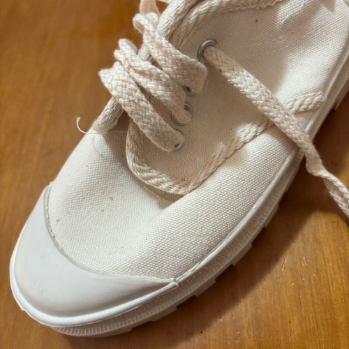 Canvas shoes new size 36 beige