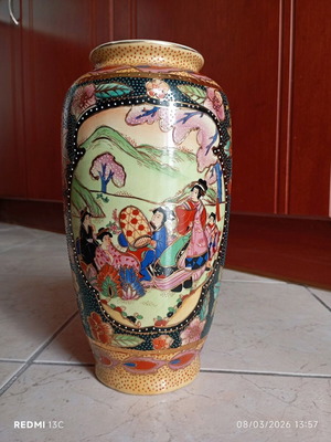 Satsuma vase new