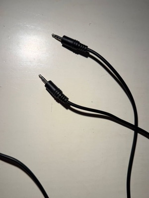 AUX audio cable 3.5mm male to male, like new, black