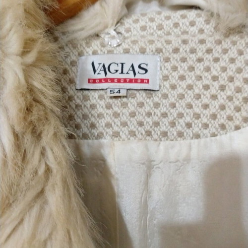 Vagias coat new with fur collar, size 54