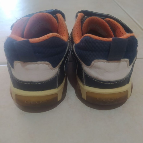 Geox leather tiger sport shoes with lights used
