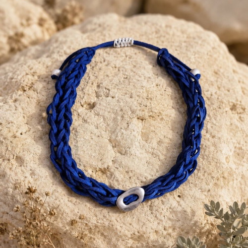 Handmade necklace new, blue