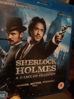 Sherlock Holmes A Game of Shadows Blu-Ray like new, English subtitles