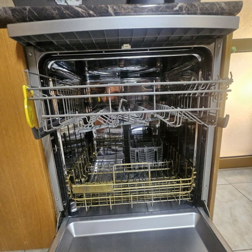 Winia WDW-MQ1214S freestanding dishwasher, 12 place settings, stainless steel