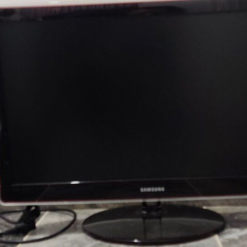 Samsung SyncMaster 2770 HD 27" used