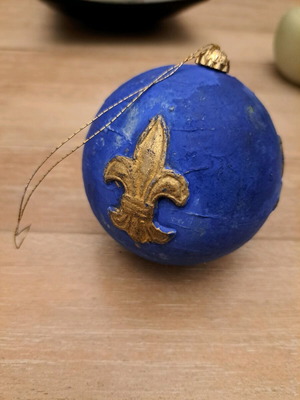 Handmade vintage Christmas ball fleur de lis like new