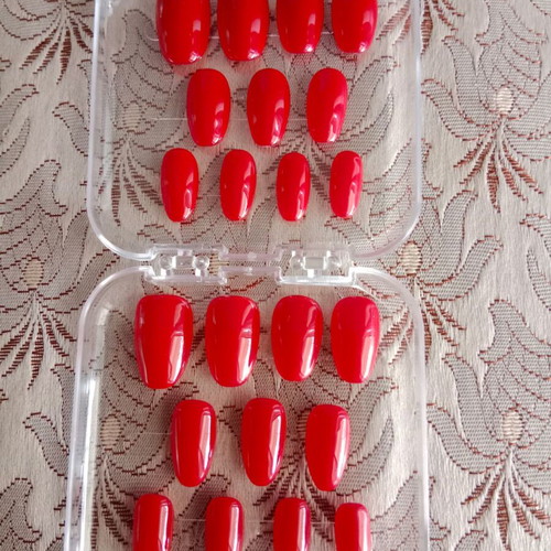 Press On Nails new, set of 22 with installation materials