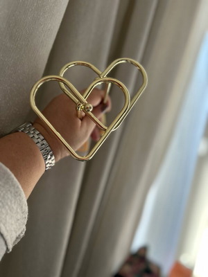 Metal heart-shaped curtain holders gold color new