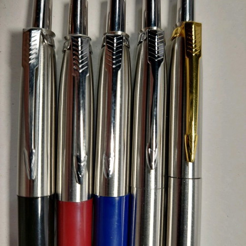 Metal pens new, pack of 5, black ink