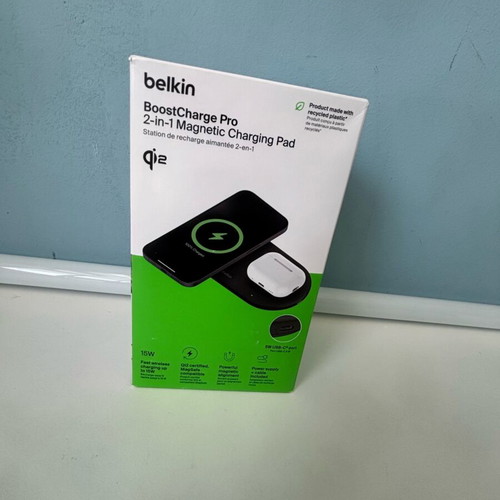 Belkin double magnetic charging pad new 2-in-1