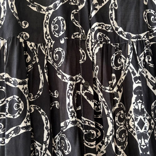 Dress like new, black and white, one size