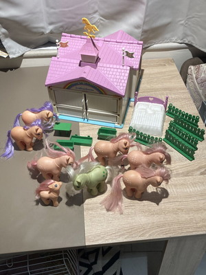 El Greco 1980s My Little Pony set used with missing parts