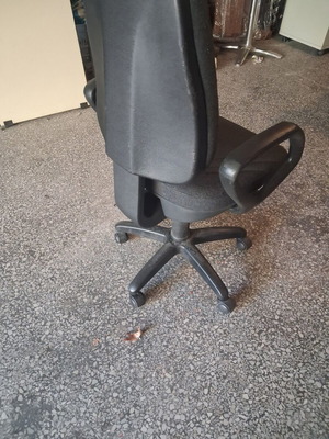 Office swivel chair