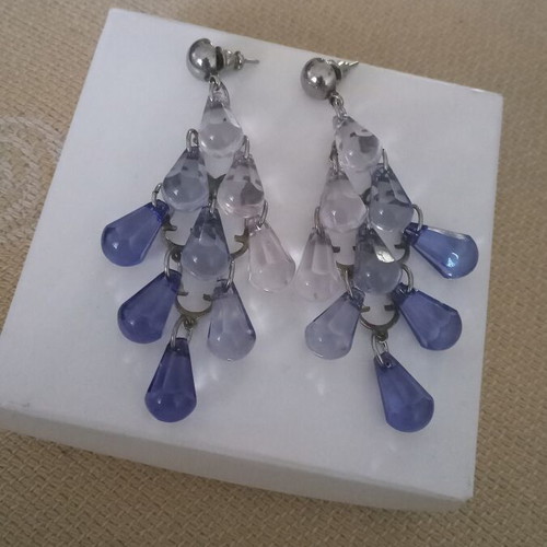 Dangling earrings new, blue sea colors, grape cluster shape