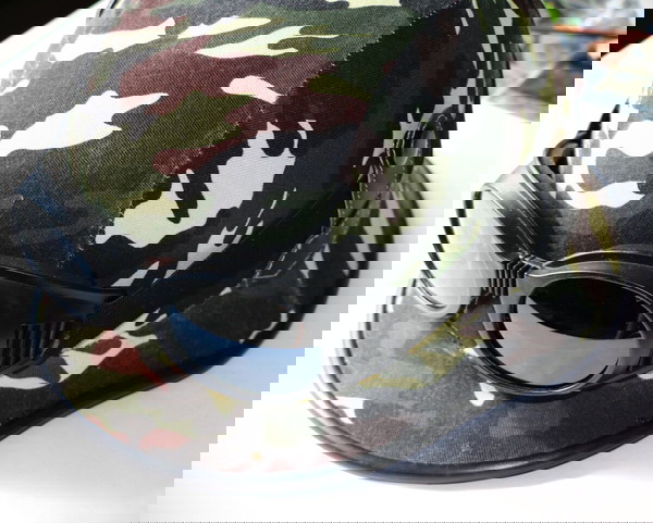 Κράνος camouflage ρετρό κράνος εποχής καμουφλάζ Μοτοσυκλέτας - με μια μικρη ατέλεια