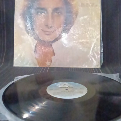 The Best Of Barry Manilow vinyl used