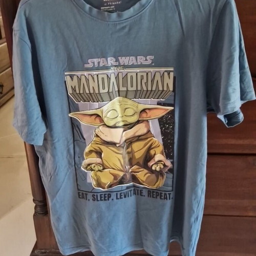 Primark Star Wars The Mandalorian T-shirt like new