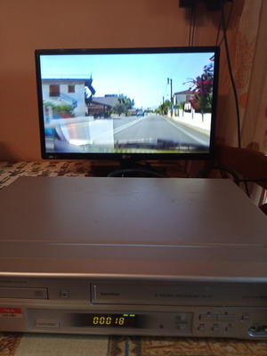 Aiwa HV DH10 συνδυαστικός βίντεο και DVD player χωρίς τηλεκοντρόλ