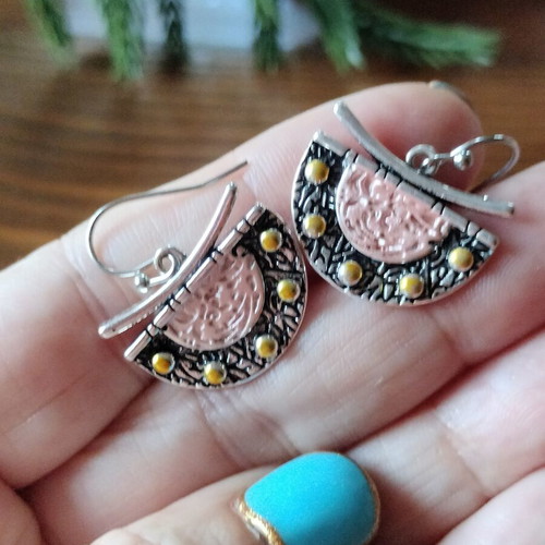 Pink earrings new