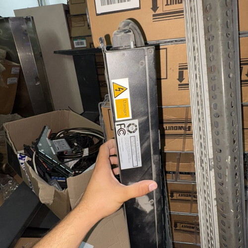 Panduit Rack PDU power distribution unit, 24 outlets