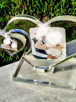 Epoxy resin heart photo frame, custom handmade