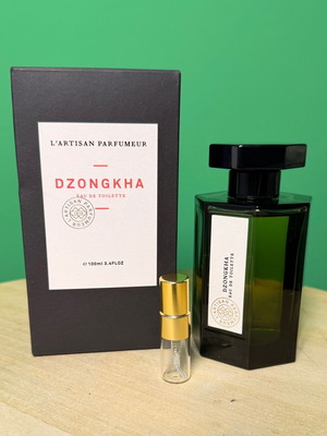 L’Artisan Dzonghka Eau de Toilette 2 ml new
